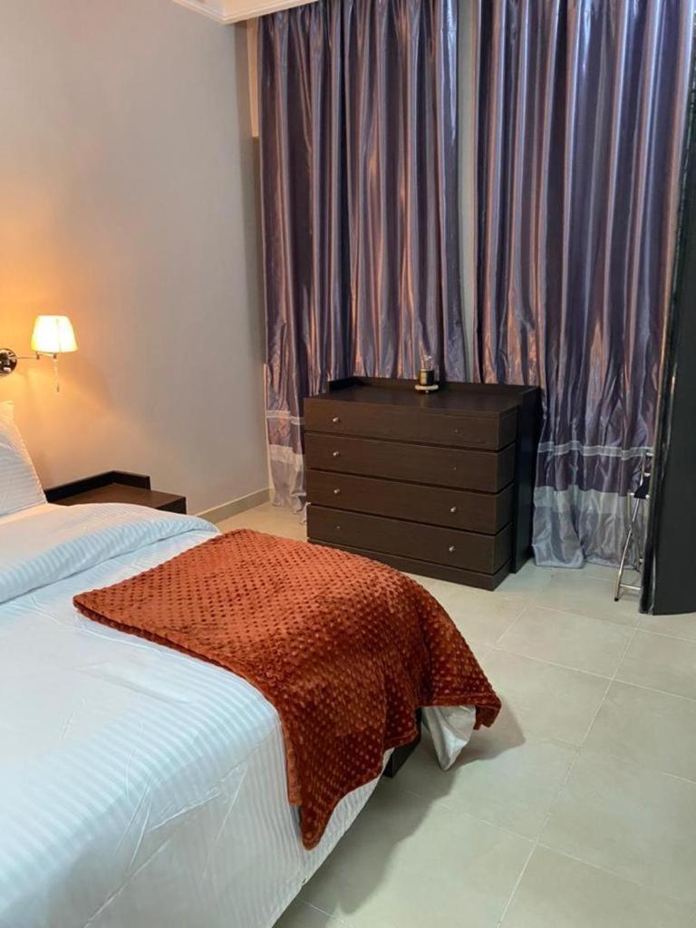Metro Apartments Lagos Buitenkant foto